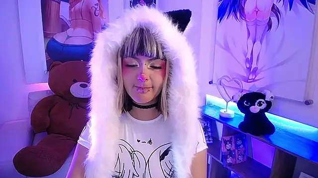 lil candy77 online show from 10-07-25, 12:13