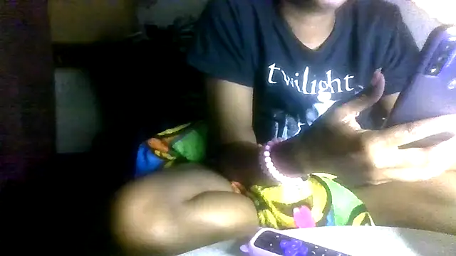 prettymaa online show from 11-21-25, 03:38