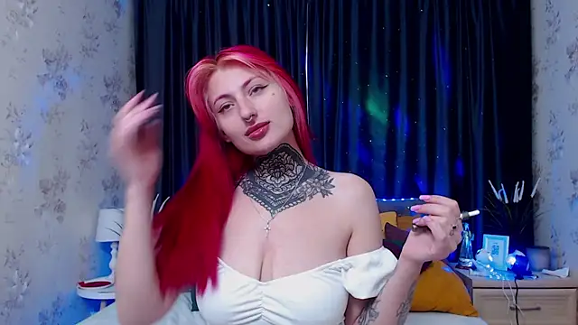 Nina Blum  online show from 10-15-25, 05:18