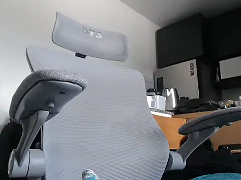 Snapshot of PoneiHetero chatting on 09-09-25, 04:06 PoneiHetero online show from 09-09-25, 04:06