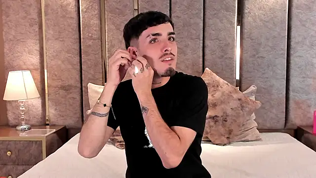 NikoStone  online show from 01-17-26, 05:23