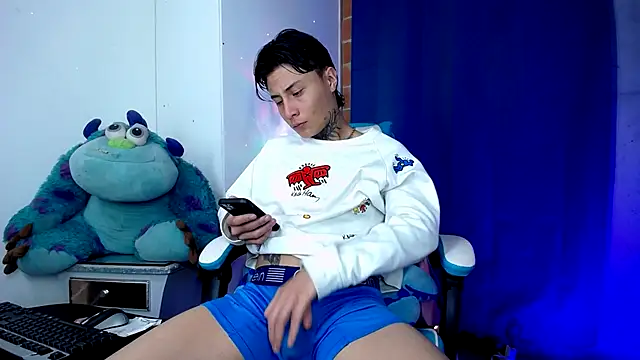 anaximandro hot online show from 10-01-25, 08:31