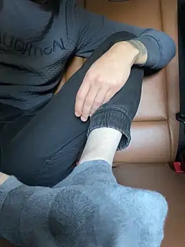 bmwe71 online show from 10-02-25, 01:40