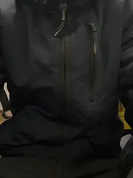 Snapshot of bmwe71 chatting on 02-10-26, 01:59 bmwe71 online show from 02-10-26, 01:59