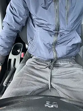 Snapshot of bmwe71 chatting on 02-20-26, 10:38 bmwe71 online show from 02-20-26, 10:38