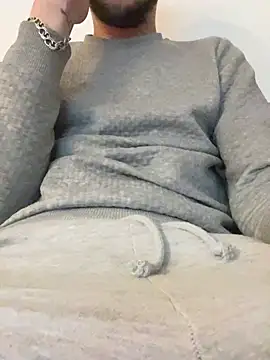 Snapshot of bmwe71 chatting on 02-25-26, 08:40 bmwe71 online show from 02-25-26, 08:40