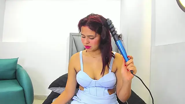 Sofia villareal online show from 10-09-25, 12:47