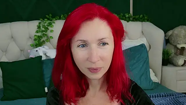 Snapshot of Sofia_Lix chatting on 09-16-25, 04:08 Sofia Lix online show from 09-16-25, 04:08