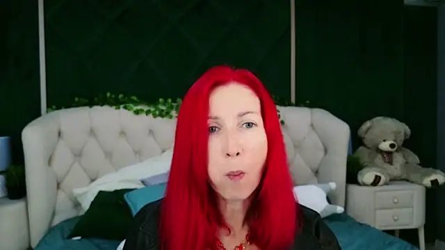 Snapshot of Sofia_Lix chatting on 10-06-25, 04:21 Sofia Lix online show from 10-06-25, 04:21