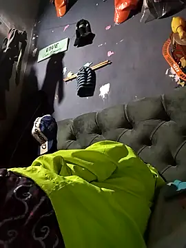 hairy mannn online show from 11-26-25, 06:31