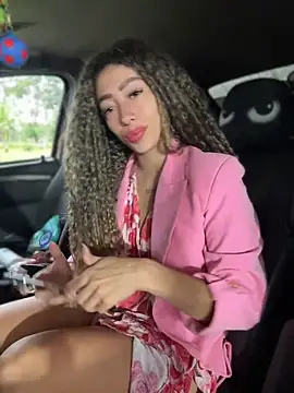 Snapshot of roxyrougee chatting on 05-19-26, 11:16 roxyrougee online show from 05-19-26, 11:16
