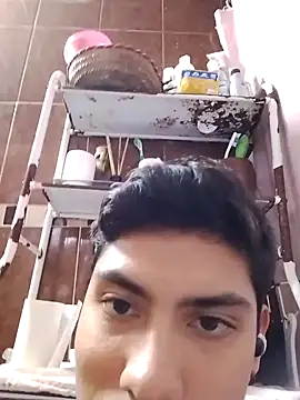 Snapshot of aispuro8505 chatting on 09-12-25, 07:08 aispuro8505 online show from 09-12-25, 07:08