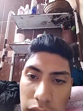 Snapshot of aispuro8505 chatting on 10-04-25, 06:11 aispuro8505 online show from 10-04-25, 06:11