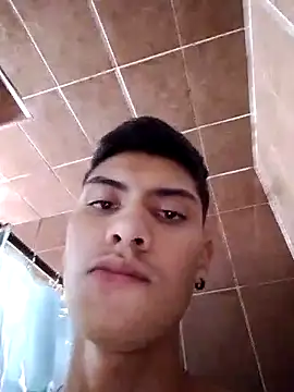 Snapshot of aispuro8505 chatting on 11-10-25, 04:44 aispuro8505 online show from 11-10-25, 04:44