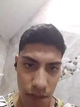 Snapshot of aispuro8505 chatting on 11-16-25, 07:36 aispuro8505 online show from 11-16-25, 07:36