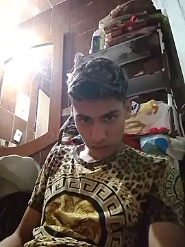 Snapshot of aispuro8505 chatting on 01-11-26, 07:35 aispuro8505 online show from 01-11-26, 07:35