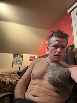 Snapshot of DILFiGuess11 chatting on 01-08-26, 12:13 DILFiGuess11 online show from 01-08-26, 12:13