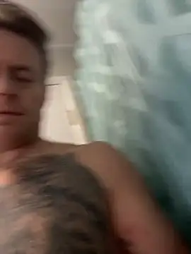 Snapshot of DILFiGuess11 chatting on 01-09-26, 03:04 DILFiGuess11 online show from 01-09-26, 03:04