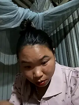 may-squirl online show from 10-18-25, 11:33