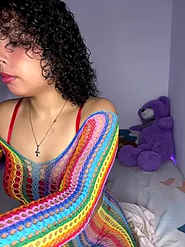 Snapshot of ViolettaMiller_ chatting on 10-11-25, 03:17 ViolettaMiller online show from 10-11-25, 03:17