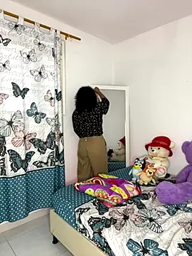 ViolettaMiller  online show from 12-01-25, 01:05