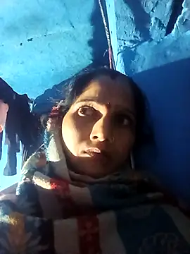 Jooli xx online show from 11-14-25, 12:48