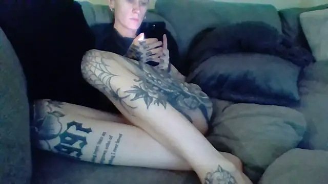 liltiddygoffwaifu online show from 11-29-25, 10:51