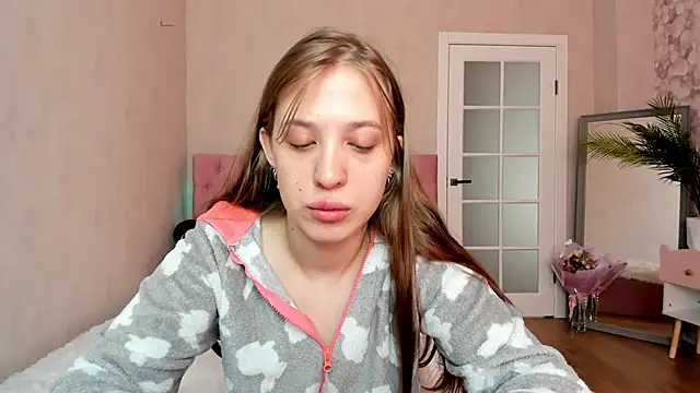 LightStar 18 online show from 09-17-25, 09:11