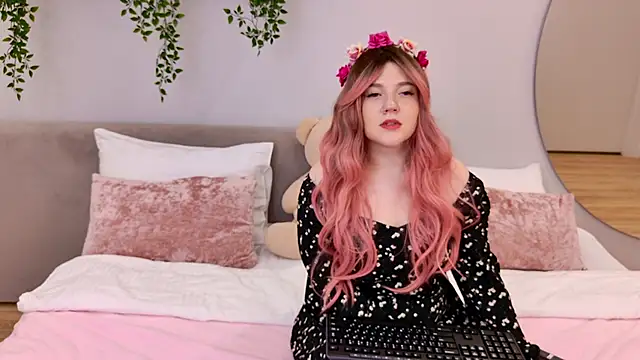 Snapshot of AlmaSound chatting on 10-23-25, 05:40 AlmaSound online show from 10-23-25, 05:40