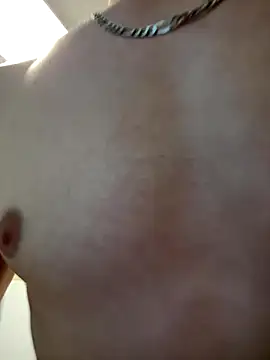 tinyolha online show from 10-25-25, 03:51