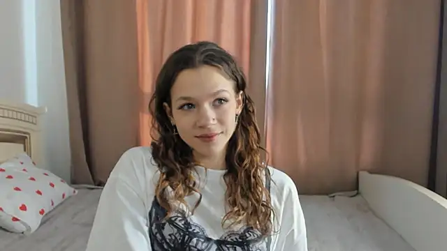 VelvetRisque online show from 02-06-26, 06:29