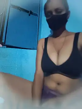 Snapshot of posewith chatting on 09-16-25, 09:16 posewith online show from 09-16-25, 09:16