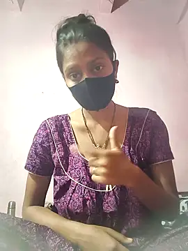 Snapshot of posewith chatting on 10-14-25, 10:10 posewith online show from 10-14-25, 10:10