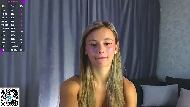 NaughtySeraphine online show from 10-31-25, 06:03