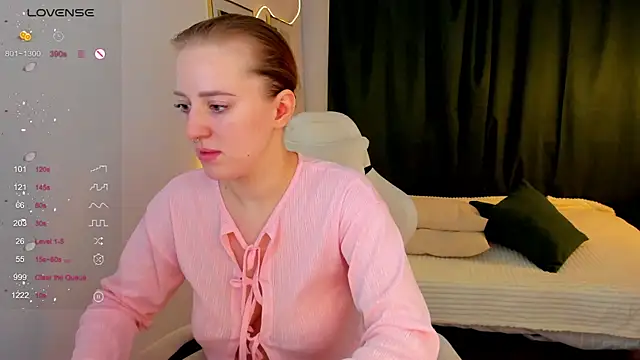 Alice Cire online show from 01-10-26, 02:08