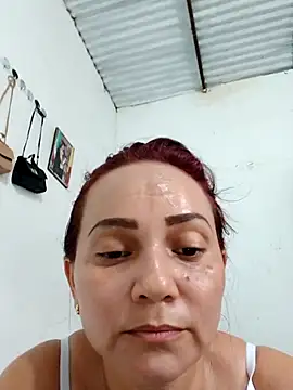 Snapshot of Amanda39 chatting on 09-11-25, 07:47 Amanda39 online show from 09-11-25, 07:47