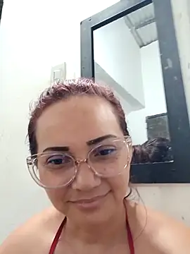 Snapshot of Amanda39 chatting on 10-06-25, 01:30 Amanda39 online show from 10-06-25, 01:30