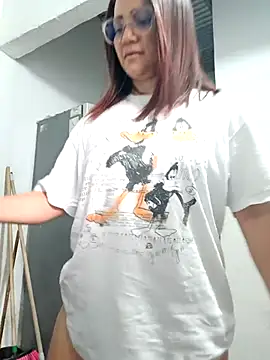 Snapshot of Amanda39 chatting on 10-08-25, 01:09 Amanda39 online show from 10-08-25, 01:09