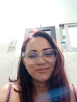 Snapshot of Amanda39 chatting on 10-12-25, 02:05 Amanda39 online show from 10-12-25, 02:05