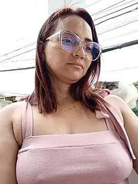 Snapshot of Amanda39 chatting on 10-16-25, 12:50 Amanda39 online show from 10-16-25, 12:50