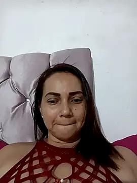 Snapshot of Amanda39 chatting on 10-22-25, 01:33 Amanda39 online show from 10-22-25, 01:33