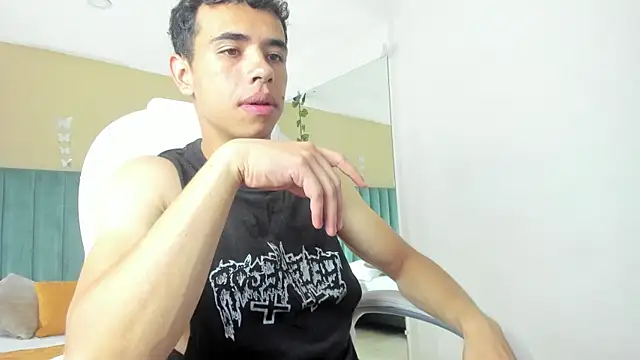 Muscle Scott online show from 09-23-25, 12:08