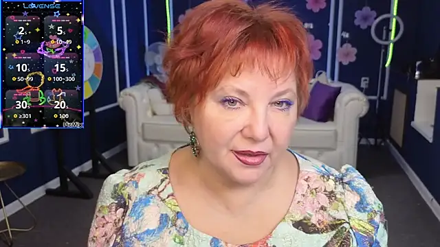 Snapshot of Kira_Kenett chatting on 09-25-25, 06:28 Kira Kenett online show from 09-25-25, 06:28