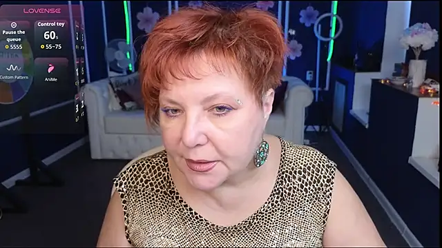 Snapshot of Kira_Kenett chatting on 10-08-25, 07:50 Kira Kenett online show from 10-08-25, 07:50