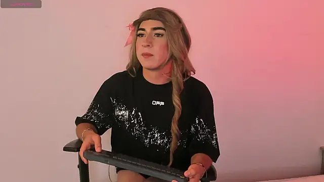 Melody Bakeer online show from 03-04-26, 07:09