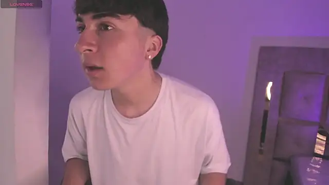 Melody Bakeer online show from 03-06-26, 07:32