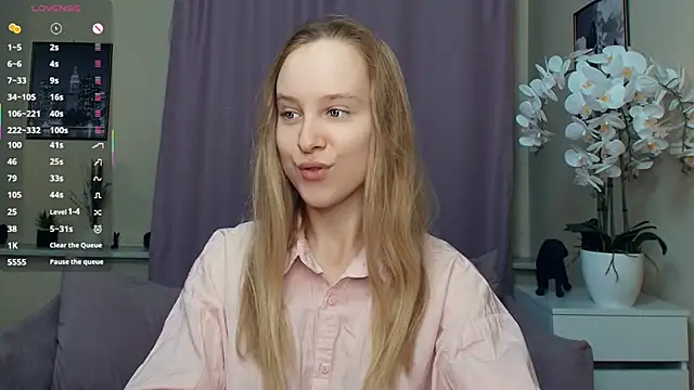 SoonMoor online show from 03-23-26, 06:34