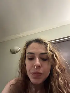 Snapshot of aurorasparkles chatting on 03-06-26, 06:32 aurorasparkles online show from 03-06-26, 06:32