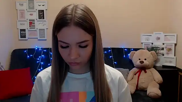 Snapshot of aSingleOne chatting on 02-22-26, 01:07 aSingleOne online show from 02-22-26, 01:07