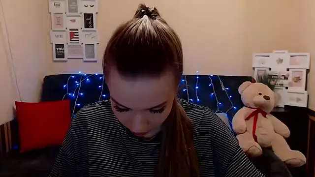 Snapshot of aSingleOne chatting on 03-04-26, 07:42 aSingleOne online show from 03-04-26, 07:42